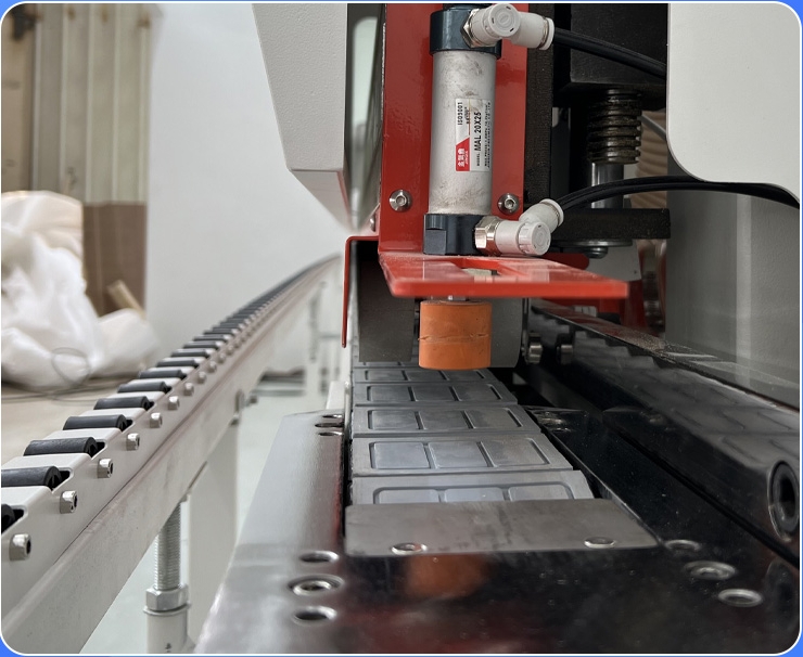 Алюминиевая щедро-универсальная-автоматическая рамка с нормом-дететал-570L (5)